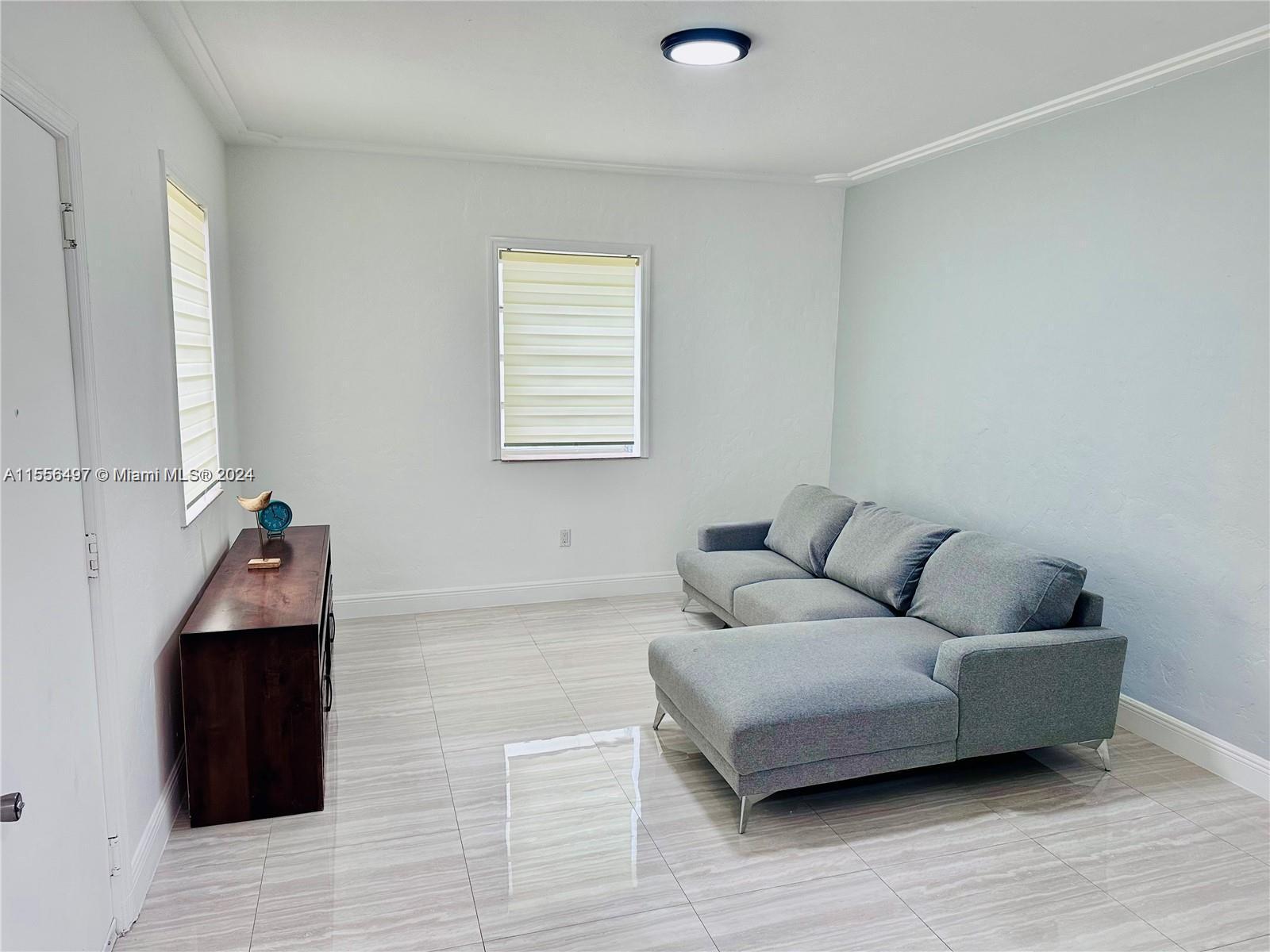 928 Euclid Ave  5, Miami Beach, Condo,  for rent, InCom Real Estate - Sample Office 
