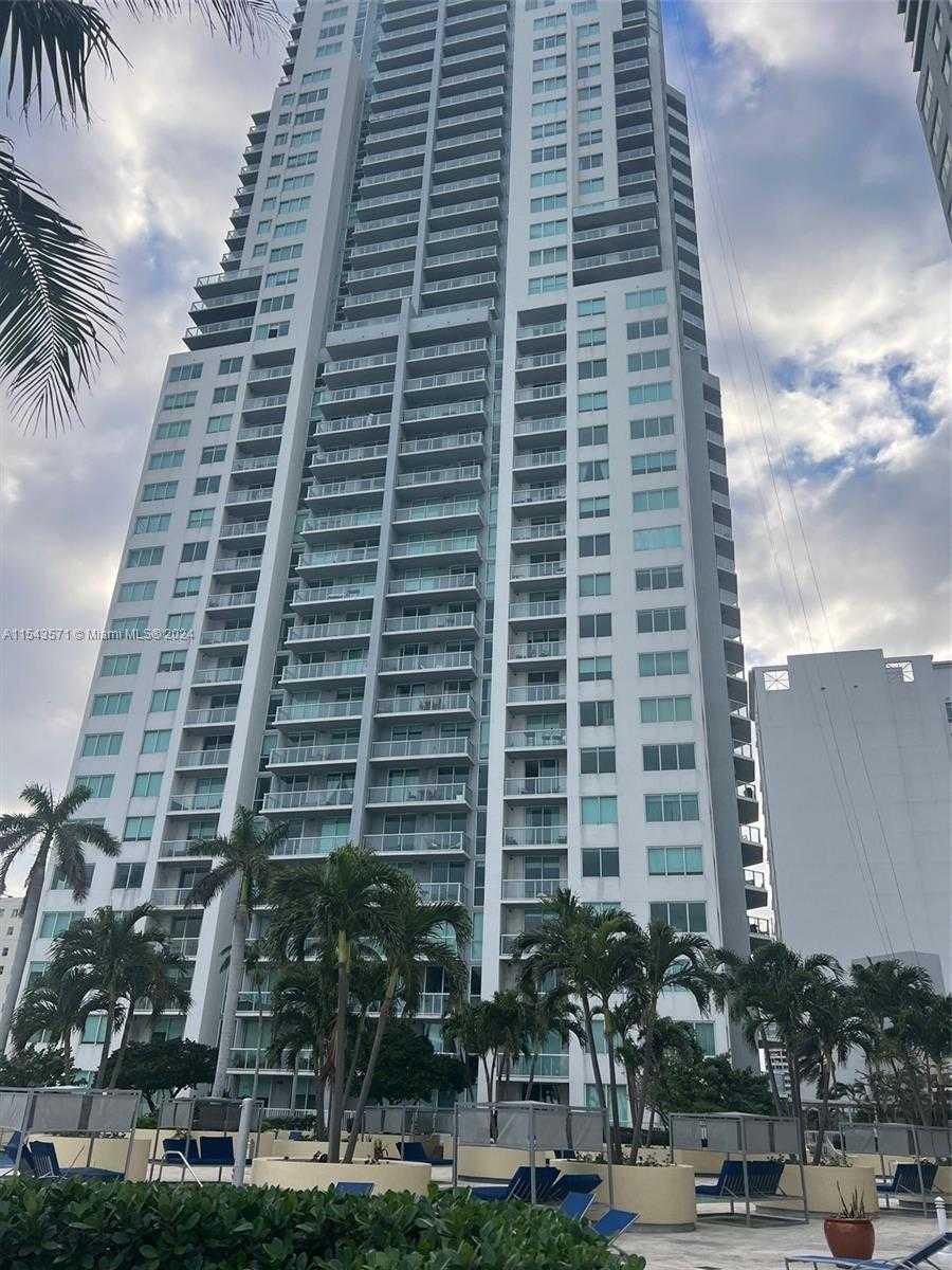 253 NE 2nd St  219, Miami, Condo,  for rent, InCom Real Estate - Sample Office 