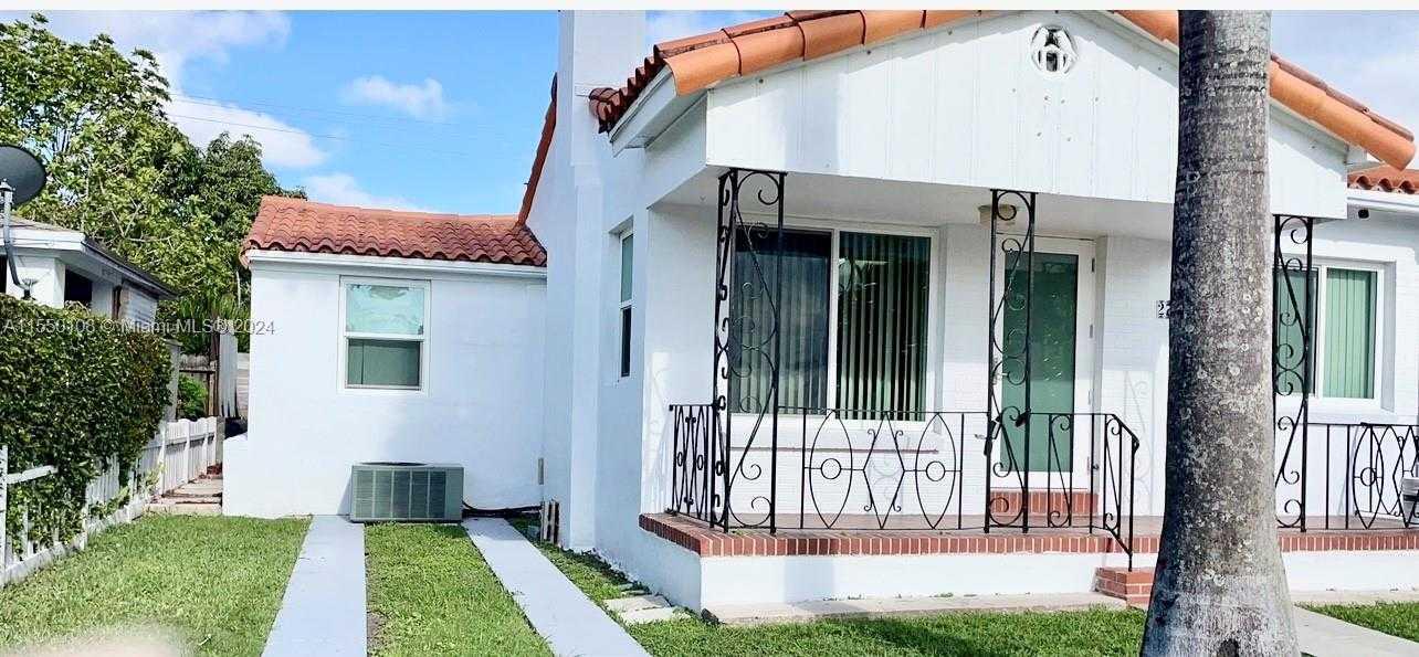 2724 SW 34th Ct , Miami,  for sale, InCom Real Estate - Sample Office 
