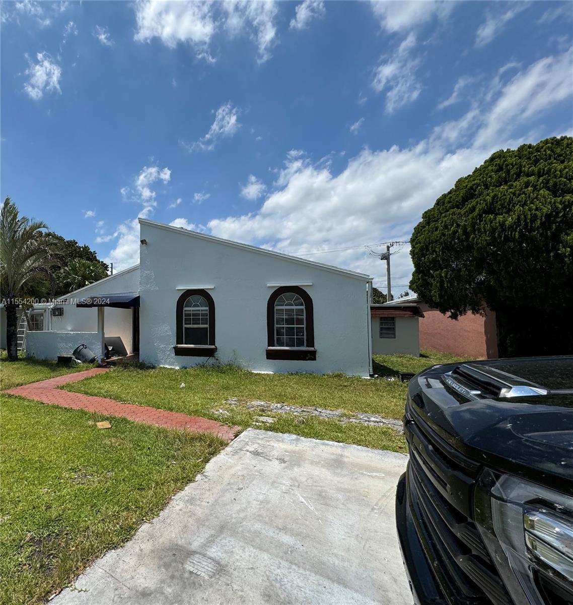 19422 SW 119th Ct , Miami, Single-Family Home,  for sale, InCom Real Estate - Sample Office 