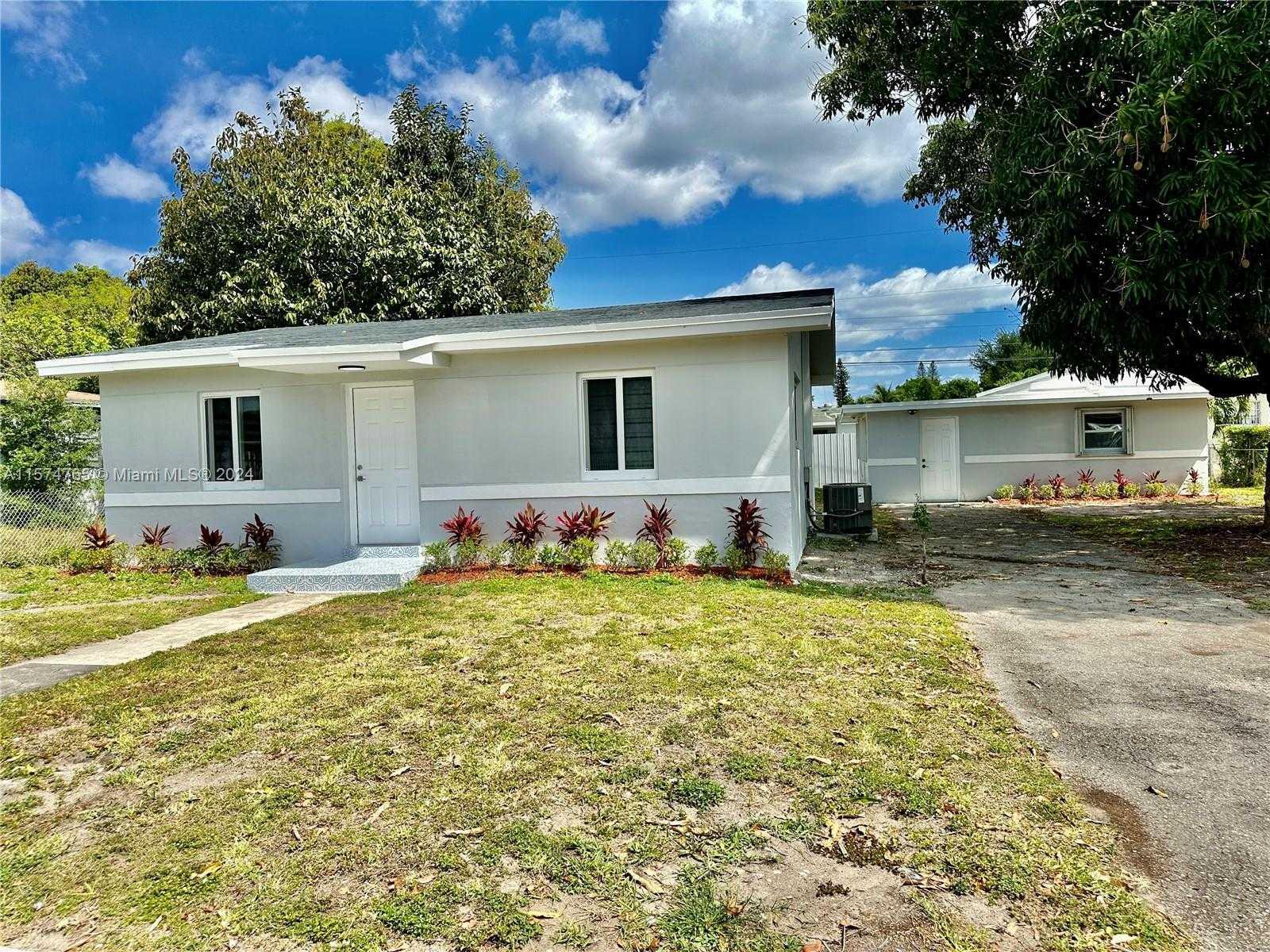 2925 NW 63rd St , Miami,  for sale, InCom Real Estate - Sample Office 