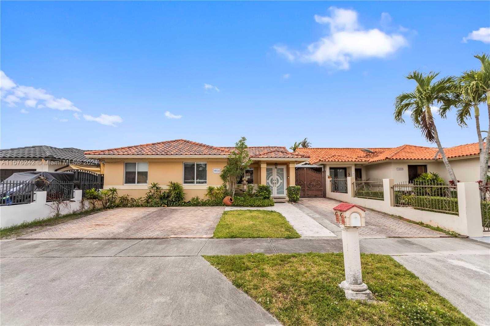 14650 SW 49th St , Miami, Single-Family Home,  for sale, InCom Real Estate - Sample Office 
