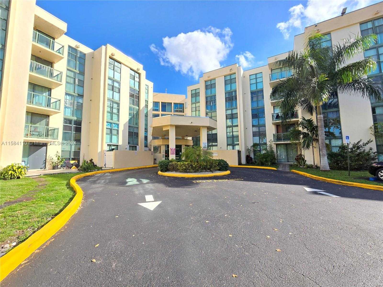 2075 SW 122nd Ave  129, Miami, Condo,  for sale, InCom Real Estate - Sample Office 