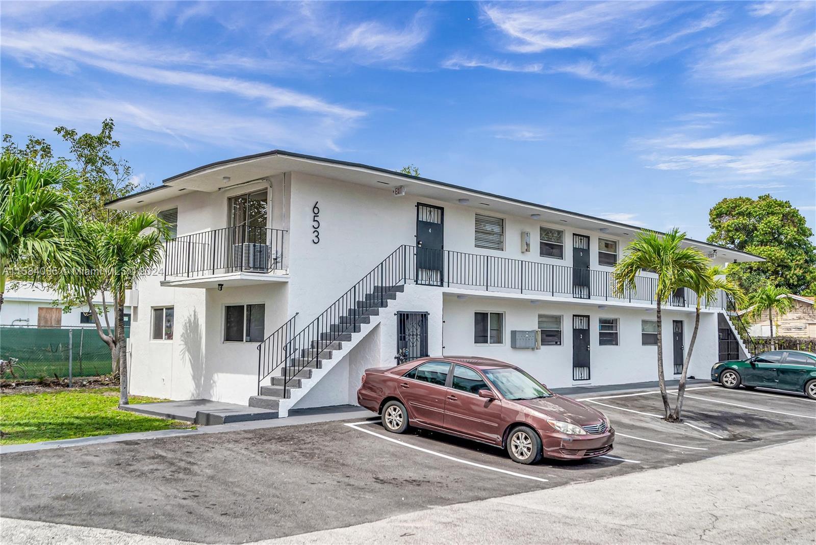 653 NW 30th St , Miami,  for sale, InCom Real Estate - Sample Office 