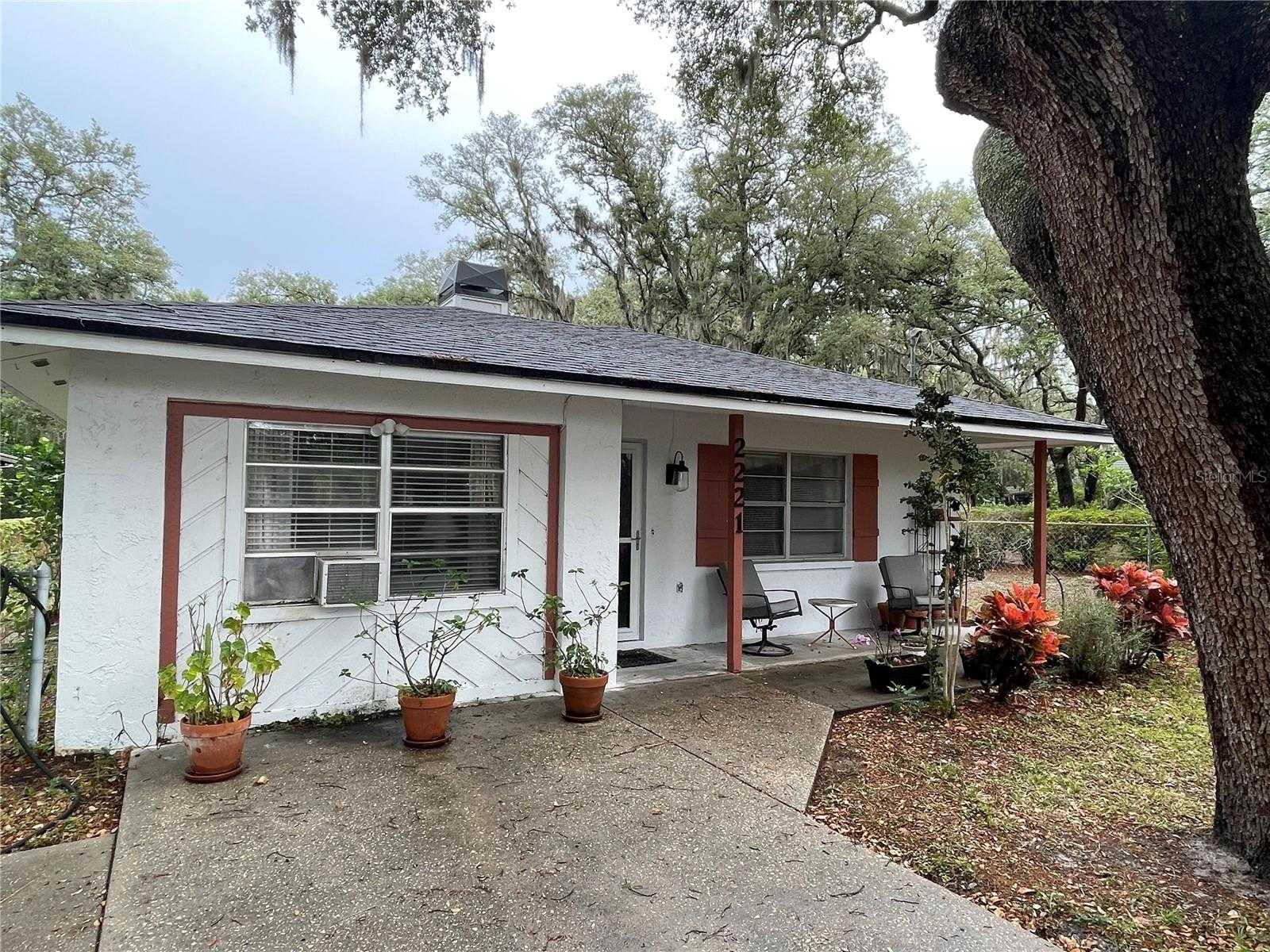 2221 SOUTH VILLAGE AVENUE, TAMPA, Single-Family Home,  for sale, InCom Real Estate - Sample Office 