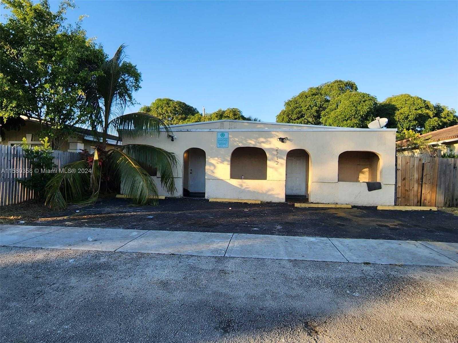 2712 NW 14TH ST , Fort Lauderdale, Single-Family Home,  for sale, InCom Real Estate - Sample Office 